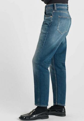 Джинсы