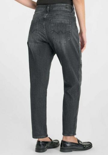 Короткие джинсы