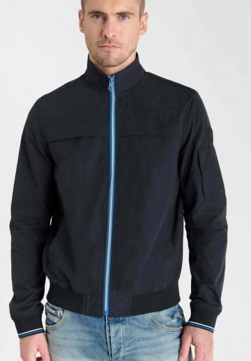 Куртка бомбер