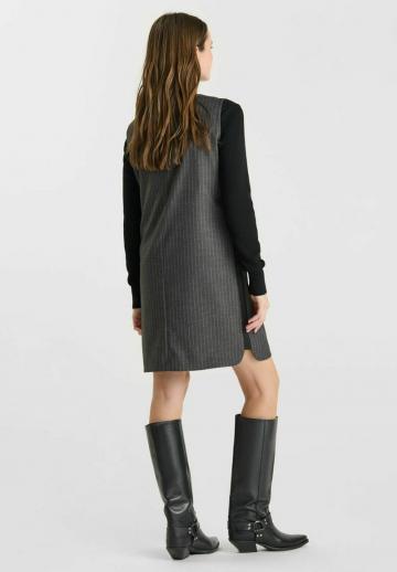 Короткое платье