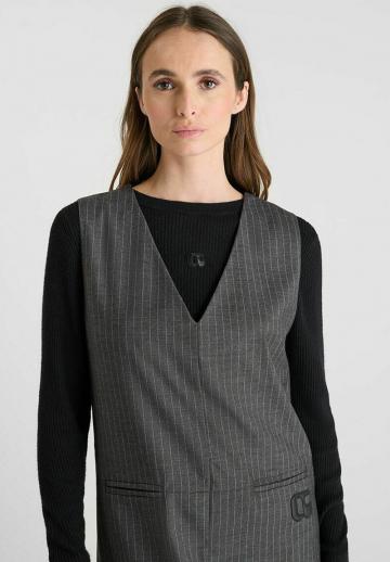 Короткое платье