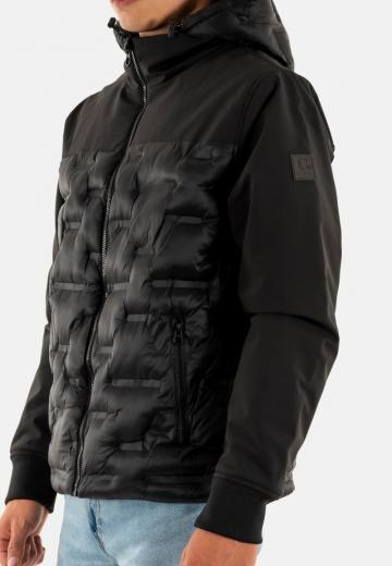 Зимняя куртка