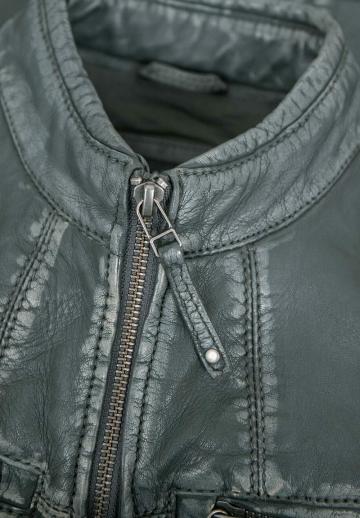 Кожаная куртка