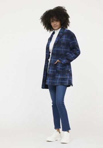 Короткое пальто