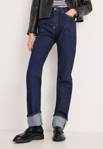 Прямые джинсы