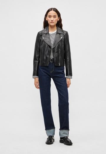 Прямые джинсы