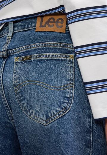 Свободные джинсы