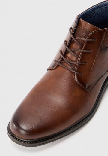 Ботинки на шнуровке