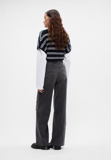 Свободные джинсы