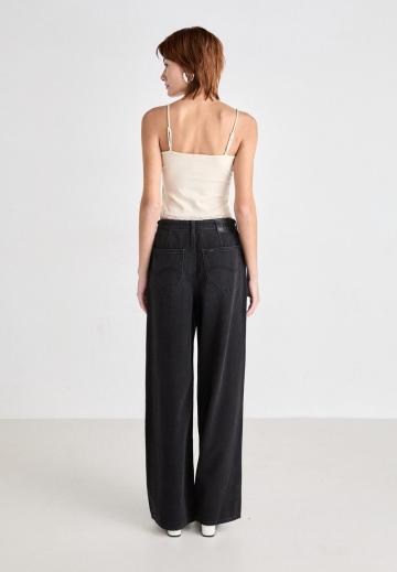 Свободные джинсы