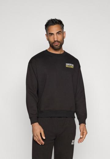 Спортивная кофта