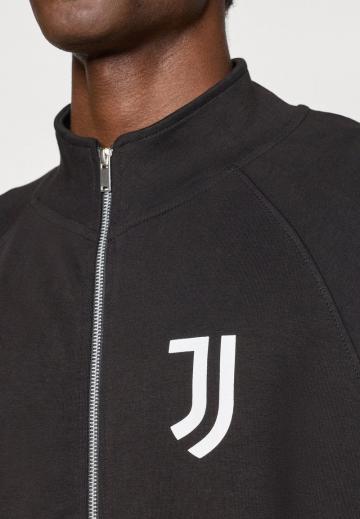 Спортивная кофта