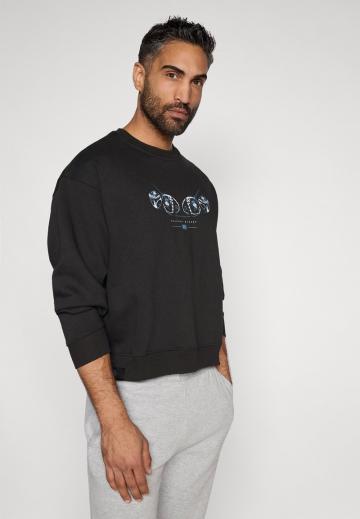 Спортивная кофта