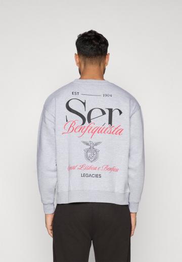 Спортивная кофта