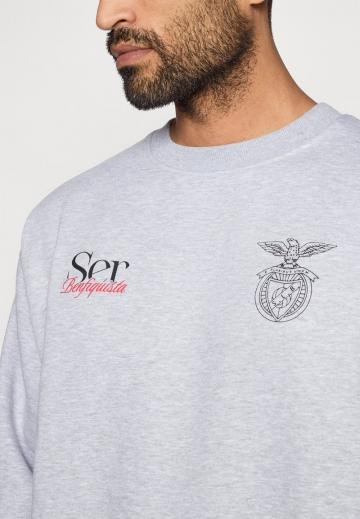 Спортивная кофта