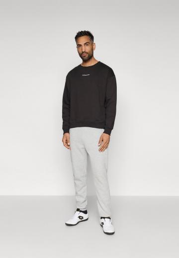 Спортивная кофта