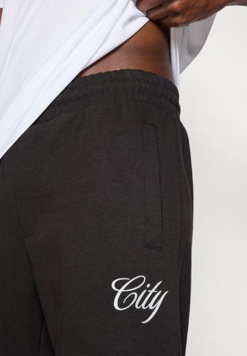 Спортивные штаны