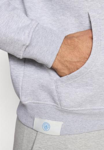 Спортивная кофта