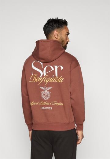 Спортивная кофта