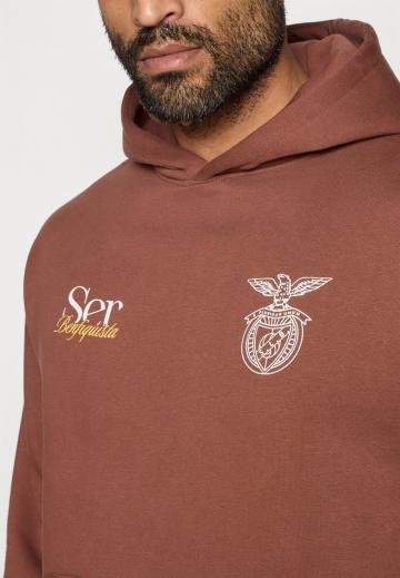 Спортивная кофта