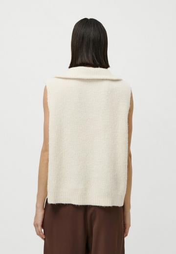 Пуловер без рукавов