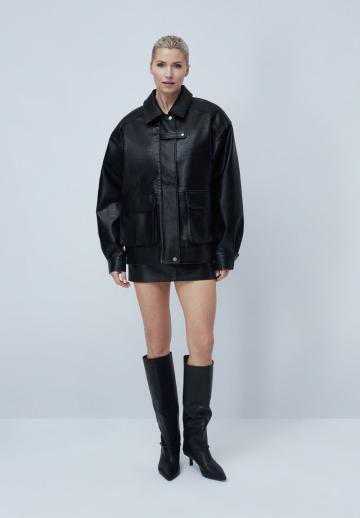 Кожаная куртка