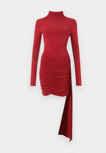 Коктейльное платье