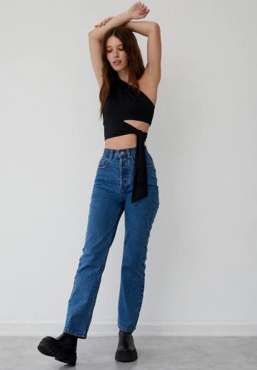 Блузка без рукавов