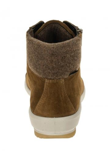 Ботинки на шнуровке