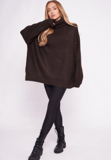 Пуловер с воротником поло