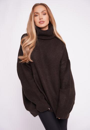 Пуловер с воротником поло