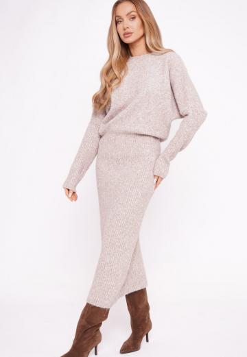 Вязаное платье