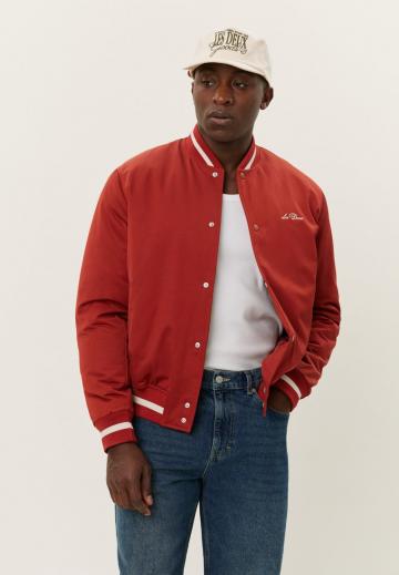 Куртка бомбер