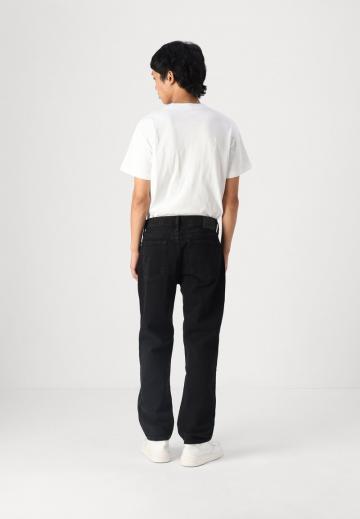 Свободные джинсы