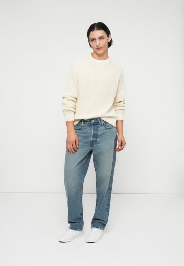 Свободные джинсы