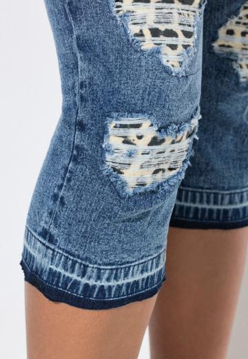 Короткие джинсы