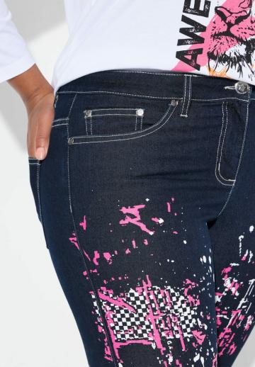 Узкие джинсы