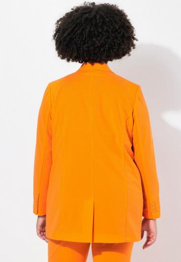 Короткое пальто