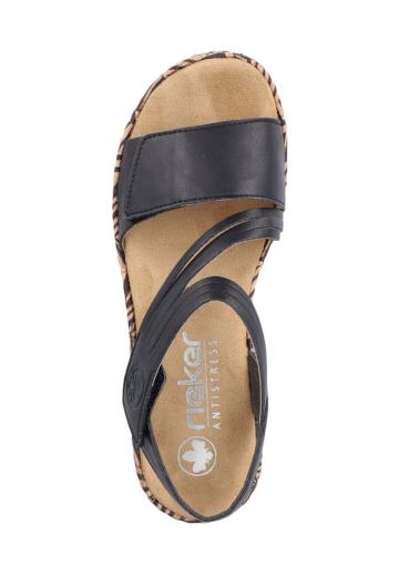 Босоножки на танкетке