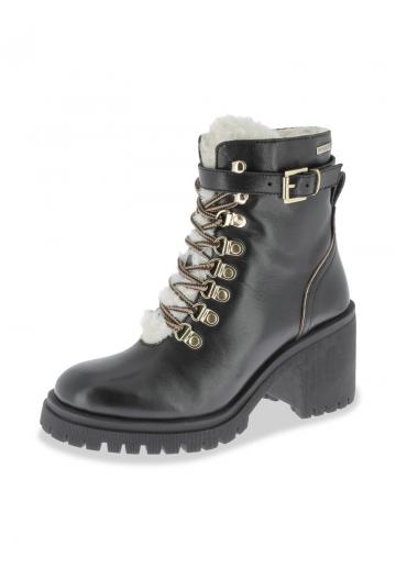 Полусапожки на высоком каблуке