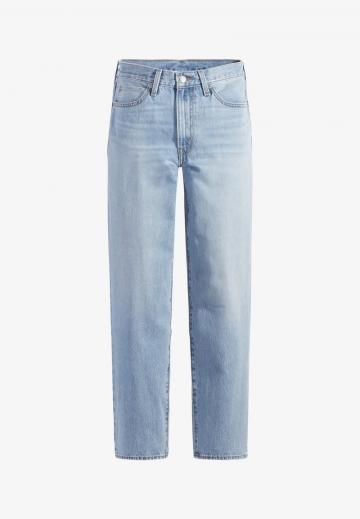 Свободные джинсы