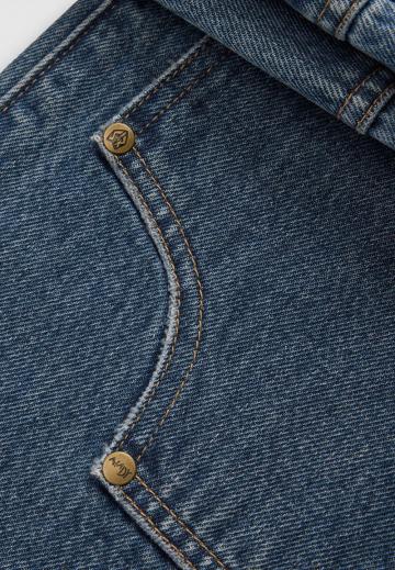 Клешеные джинсы