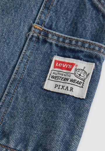 Клешеные джинсы