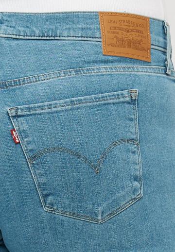 Прямые джинсы