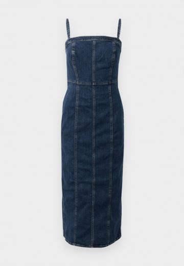 Джинсовое платье