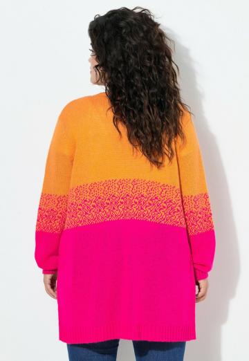 Жаккардовая вязаная кофта