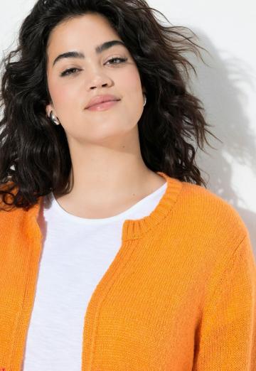 Жаккардовая вязаная кофта