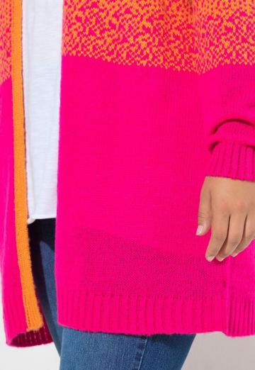 Жаккардовая вязаная кофта