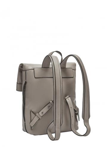 Кожаный рюкзак