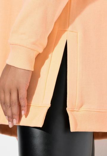 Пуловер с капюшоном